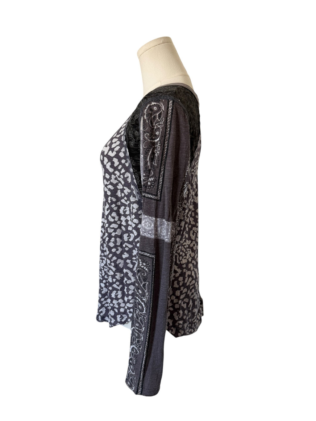 Free People We The Free Mixed Print Leopard Paisley V NeckTop Small