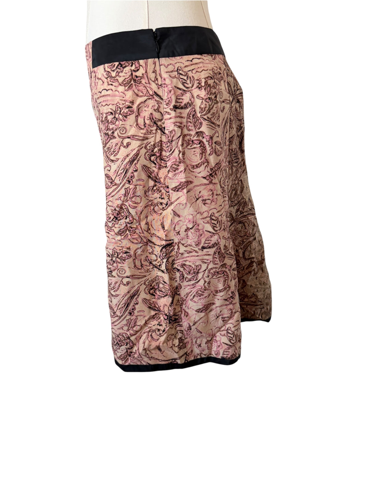 Tracy Reese Pink Floral knee length Skirt with Black Trim