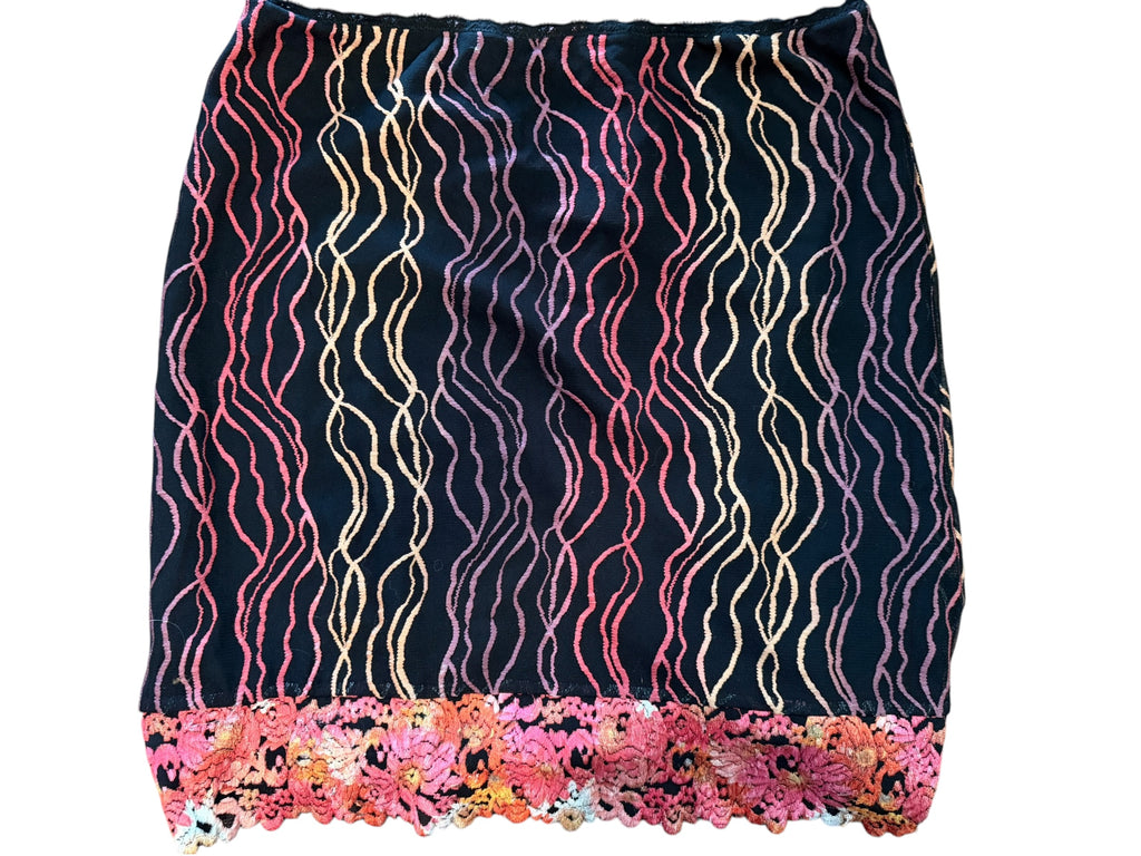 Nicole Miller Collection Black Embroidered Wave-Pattern Mini Skirt